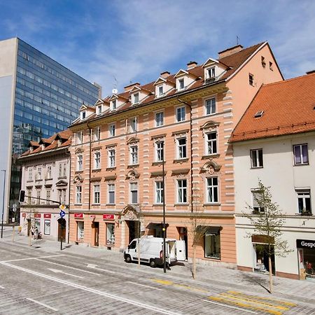 Apartment Optim Ljubljana Kültér fotó