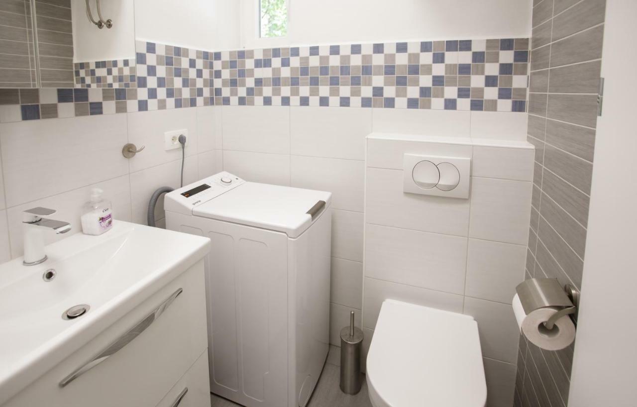 Apartment Optim Ljubljana Kültér fotó